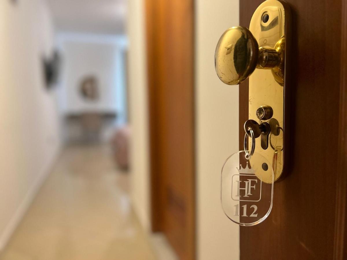 אברסה Hotel Futuro מראה חיצוני תמונה