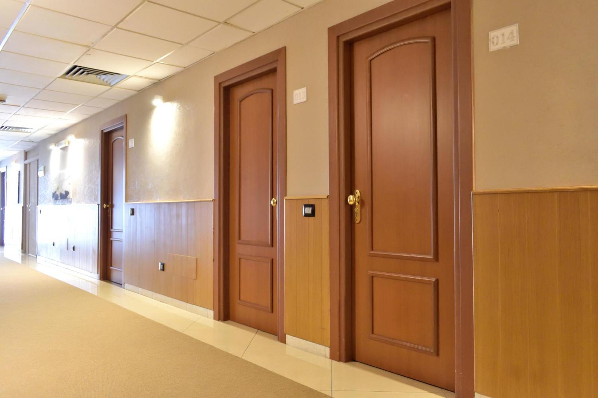 אברסה Hotel Futuro מראה חיצוני תמונה